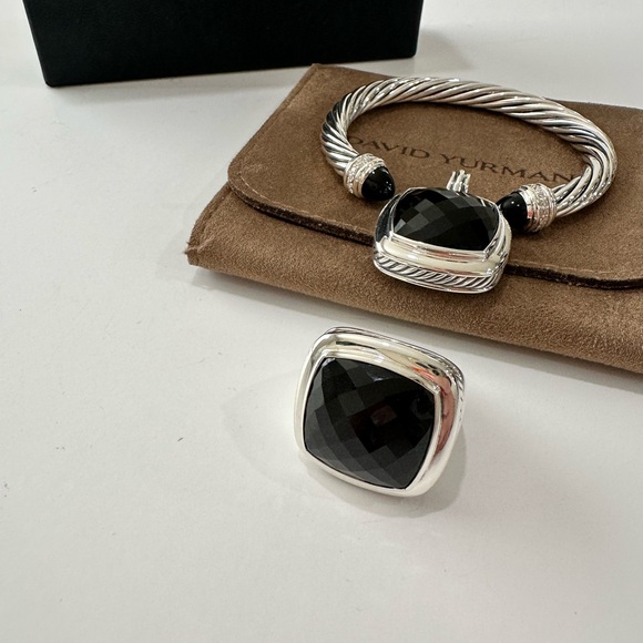 Authentic David Yurman 7mm diamond/black Onyx cabochon bangle bracelet - Picture 2 of 6